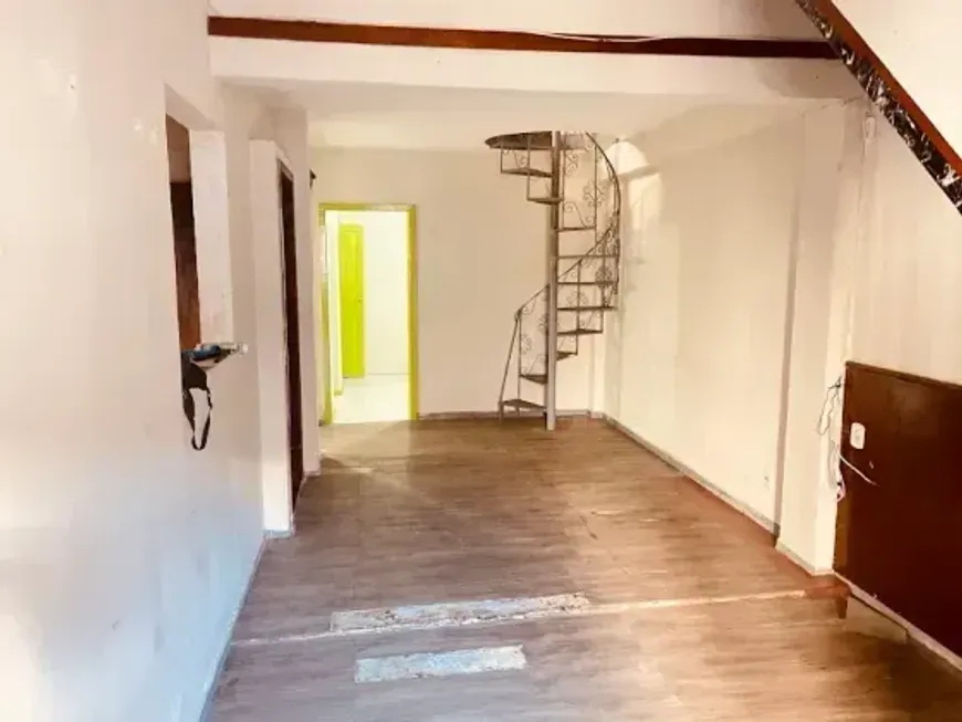 Foto do imóvel - Casa para alugar com 110 m², 5 quartos, 3 banheiros