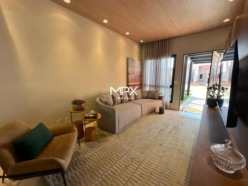 Foto do imóvel - Casa de condomínio à venda com 3 quartos, 1 suíte, 2 banheiros e 2 vagas na garagem em