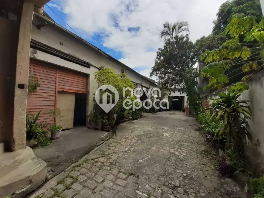 Foto do imóvel - Galpão/Depósito/Armazém à venda com 5 banheiros, 5 vagas na garagem e home office próximo à.