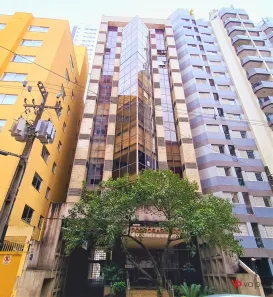 Conjunto Comercial / Sala à venda, 67m² no Centro, Curitiba