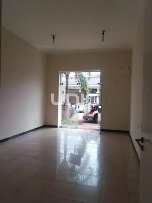 Foto do imóvel - Ponto comercial para alugar com 25 m² e 1 banheiro disponível para locação em