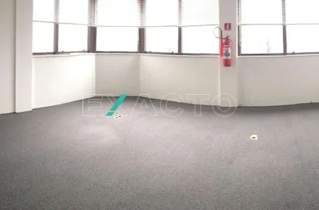 Conjunto Comercial / Sala com 3 Quartos para alugar, 68m² no Centro, Campinas