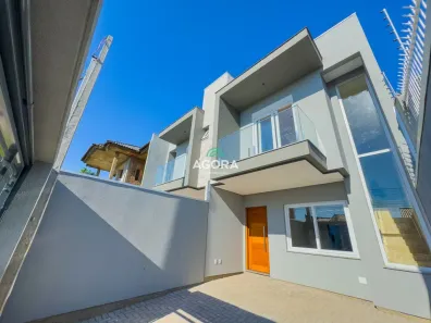 Sobrado com 3 Quartos à venda, 128m² no Igara, Canoas