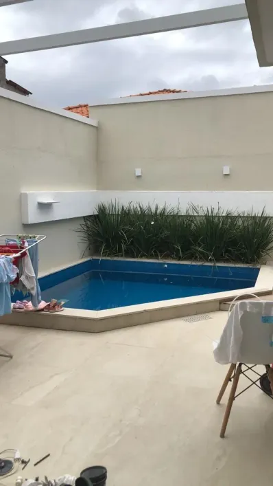 Foto do imóvel - Casa à venda com 4 quartos, 4 suítes, 5 banheiros, 182 m² e 2 vagas na garagem em