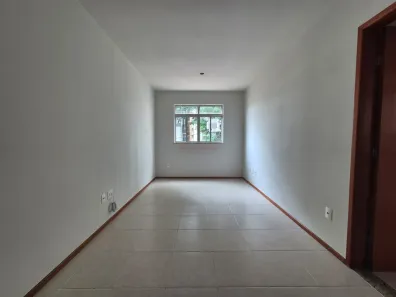 Apartamento com 2 Quartos à venda, 60m² no Centro, Juiz de Fora