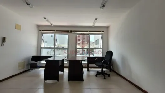 Conjunto Comercial / Sala à venda, 32m² no Centro, Florianópolis