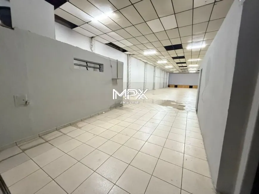 Foto do imóvel - Ponto comercial à venda e para alugar com 500 m² e 3 banheiros em