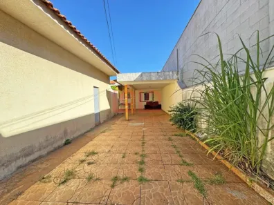 Casa com 1 Quarto para alugar, 81m² no Jardim Olímpico, Maringá