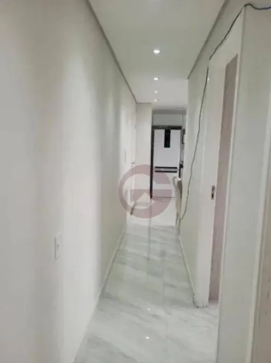 Foto do imóvel - Apartamento à venda mobiliado com 2 quartos, 1 banheiro e 42 m² em