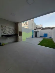 Casa com 3 Quartos para alugar, 134m² no Lagoa, Macaé