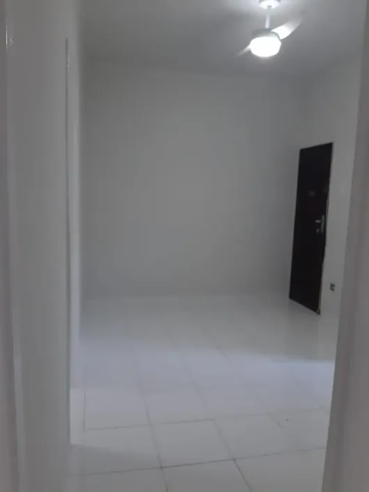 Foto do imóvel - Apartamento para alugar com 2 quartos, 1 banheiro, 48 m² e aceita animais, próximo à Estação.