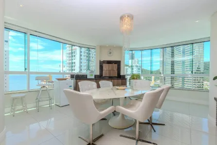 Apartamento com 4 Quartos à venda, 180m² no Centro, Balneário Camboriú