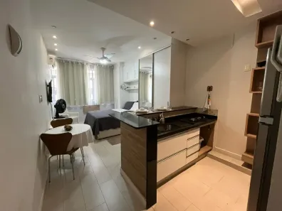 Kitnet com 1 Quarto à venda, 27m² no Copacabana, Rio de Janeiro