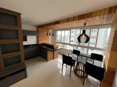 Apartamento com 2 Quartos para alugar, 75m² no Centro, Itajaí