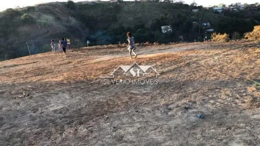 Terreno / Lote / Condomínio à venda, 100m² no Triângulo, Três Rios