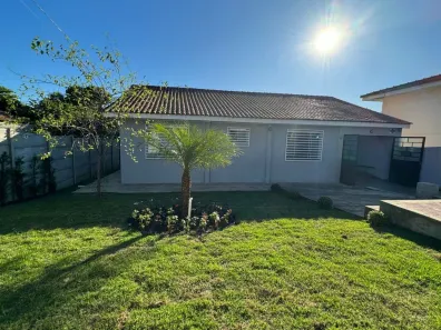 Casa com 3 Quartos para alugar, 125m² no Uvaranas, Ponta Grossa