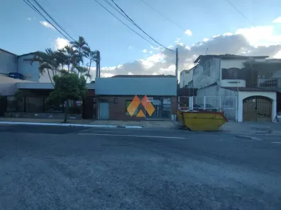 Casa Comercial com 2 Quartos à venda, 100m² no Centro, Macaé