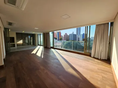 Apartamento com 3 Quartos à venda, 257m² no Cambuí, Campinas