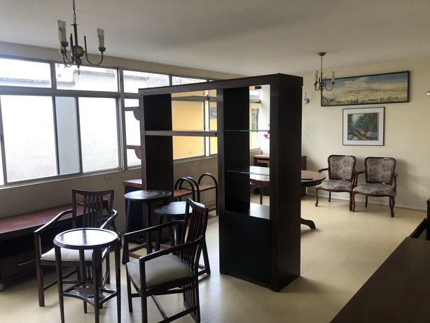 Apartamento de 151 metros quadrados no bairro Batel com 4 quartos - foto 2