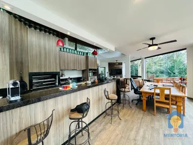 Casa de Condomínio com 3 Quartos para venda ou aluguel, 400m² no Chácara Pavoeiro, Cotia