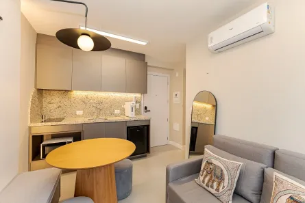 Studio com 1 Quarto para alugar, 25m² no Centro, Curitiba
