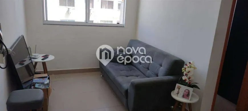 Foto do imóvel - Apartamento à venda com 2 quartos, 1 suíte, 2 banheiros, 50 m², 1 vaga na garagem e condomínio.