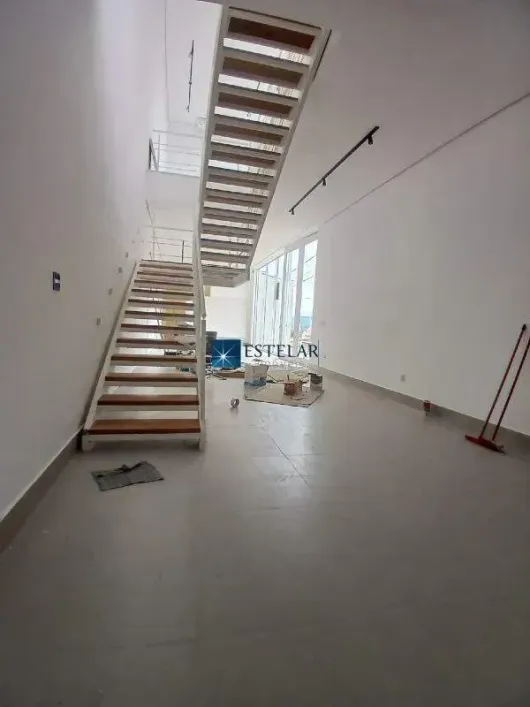 Foto do imóvel - Ponto comercial/Loja/Box para alugar com 192 m², 4 banheiros e 1 vaga na garagem em