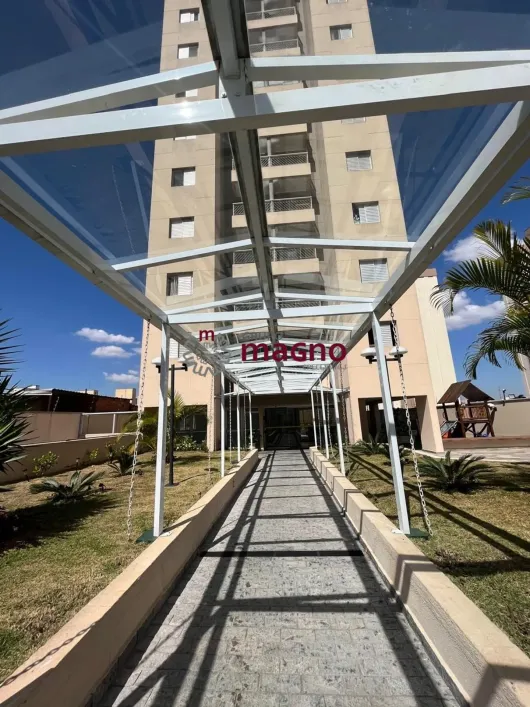 Foto do imóvel - Apartamento à venda com 2 quartos, 1 banheiro, 1 vaga na garagem e condomínio com elevador em
