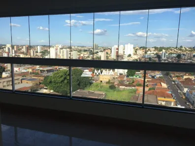 Apartamento com 3 Quartos à venda, 130m² no São Benedito, Uberaba