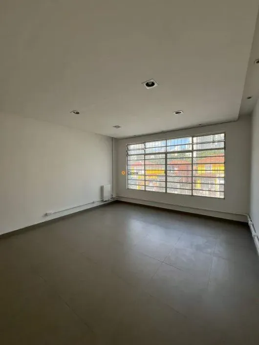 Foto do imóvel - Imóvel comercial para alugar com 7 quartos, 3 banheiros, 3 vagas na garagem e 185 m² próximo ao.