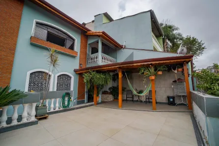 Casa com 3 Quartos à venda, 252m² no Parque Monte Alegre, Taboão da Serra