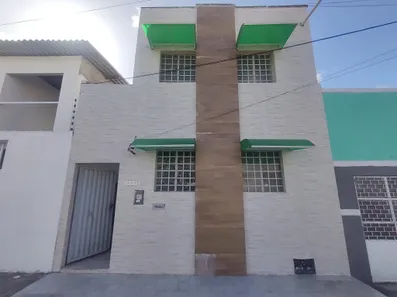 Kitnet com 2 Quartos para alugar, 45m² no Farol, Maceió