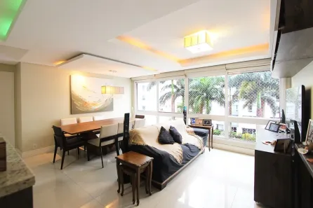 Apartamento com 3 Quartos à venda, 107m² no Passo da Areia, Porto Alegre