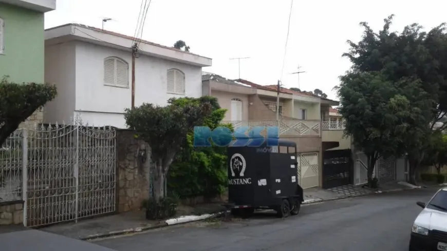 Foto do imóvel - Sobrado à venda com 3 quartos, 3 suítes, 490 m², 5 banheiros e 9 vagas na garagem em