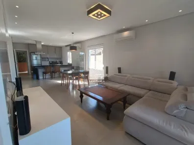 Casa com 4 Quartos para alugar, 200m² no Centro, Florianópolis