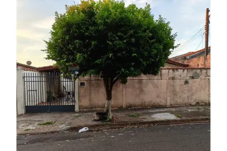 Casa com 3 Quartos à venda, 144m² no Centro, Lins
