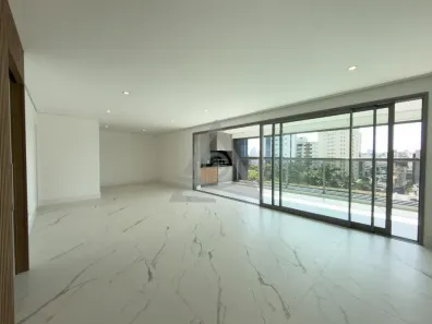 Apartamento com 3 Quartos para alugar, 170m² no Cambuí, Campinas
