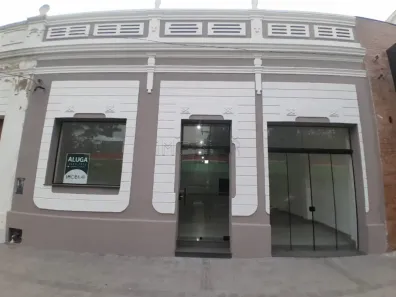 Casa Comercial para alugar, 328m² no Centro, Bagé