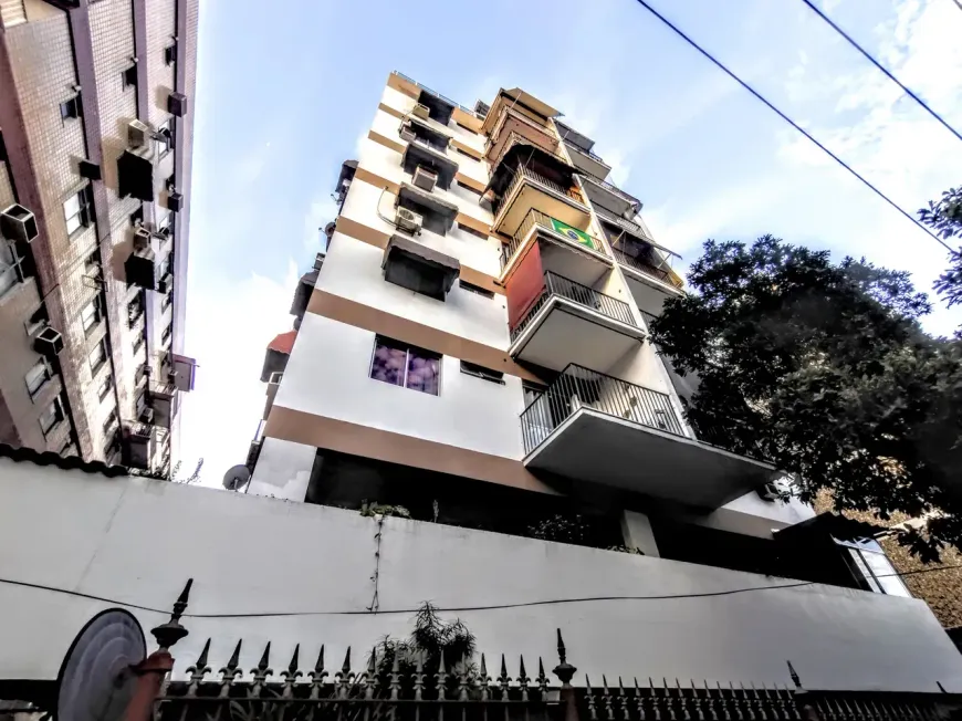 Foto do imóvel - Apartamento à venda com 2 quartos, 2 banheiros, 65 m² e 1 vaga na garagem em