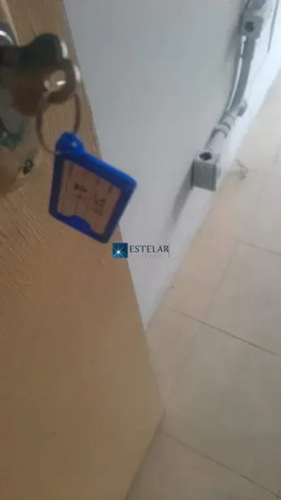 Foto do imóvel - Sala/Conjunto/Escritório para alugar com 40 m², 1 banheiro e elevador no condomínio próximo à.