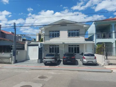 Casa Comercial com 6 Quartos à venda, 235m² no Capoeiras, Florianópolis