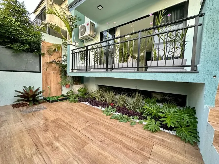 Foto do imóvel - Casa para comprar com 217 m², 3 quartos, 4 banheiros, 2 vagas