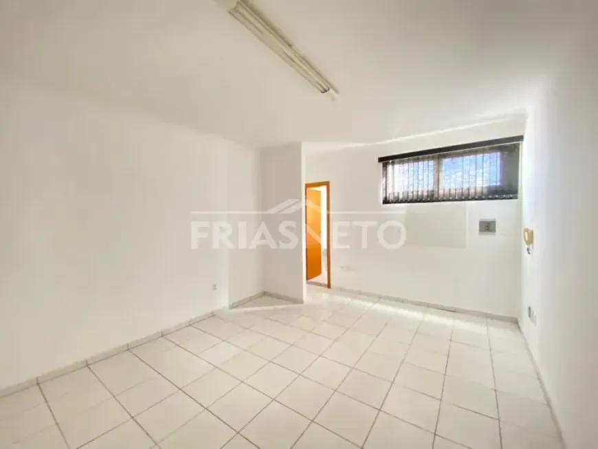 Foto do imóvel - Ponto comercial/loja/box para alugar com 22 m² e 1 banheiro em