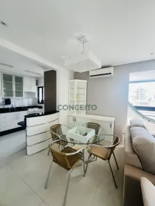 Apartamento com 2 Quartos para alugar, 87m² no Canto, Florianópolis