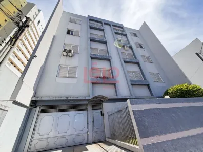 Apartamento com 2 Quartos para alugar, 51m² no Zona 07, Maringá