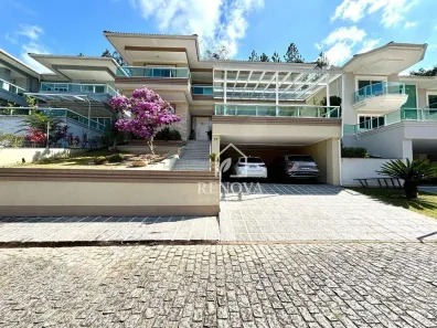 Casa de Condomínio com 4 Quartos à venda, 266m² no Pimenteiras, Teresópolis