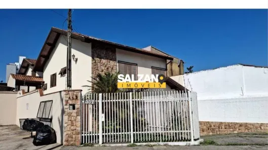 Sobrado com 3 Quartos à venda, 250m² no Centro, Taubaté