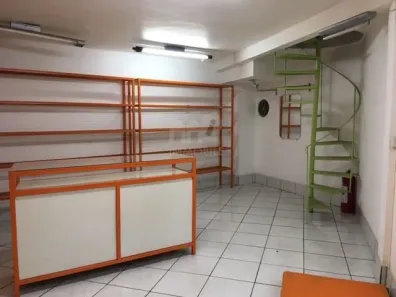 Loja / Salão / Ponto Comercial à venda, 26m² no Alto da Serra, Petrópolis