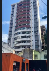 Apartamento com 3 Quartos para alugar, 110m² no Umarizal, Belém