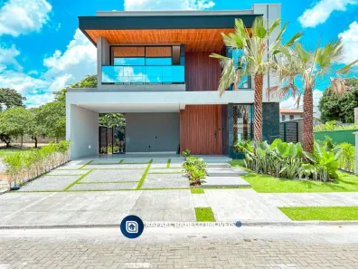 Casa com 5 Quartos à venda, 310m² no Centro, Eusébio